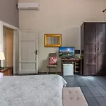 Bed & Breakfast Regina 3*