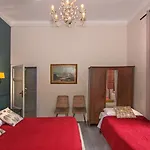 Regina 3*