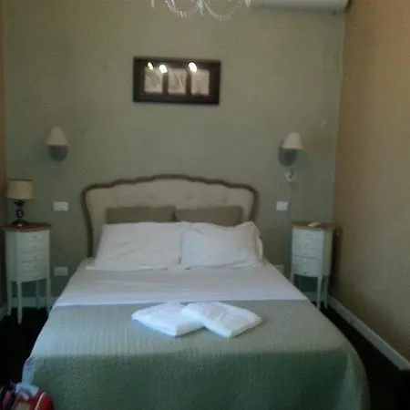 Regina Bed & Breakfast Pisa