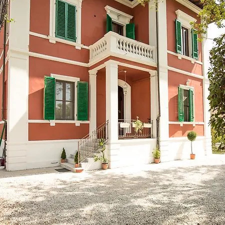 Regina Panzió 3*