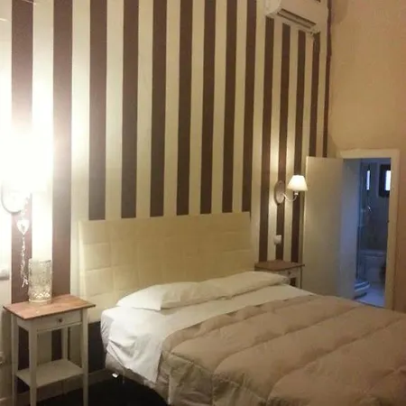 Couette-café Regina Pise