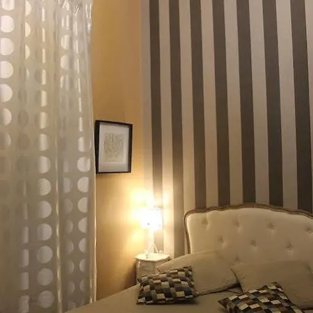 Couette-café Regina Pise