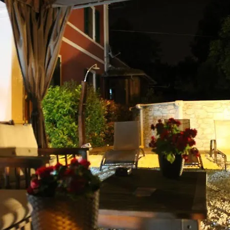 Bed & Breakfast Regina 3*