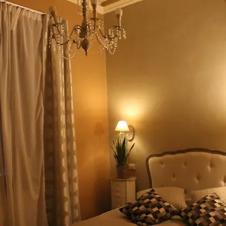 Bed & Breakfast Regina 3*