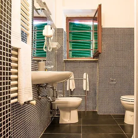 Regina Bed & Breakfast Pisa